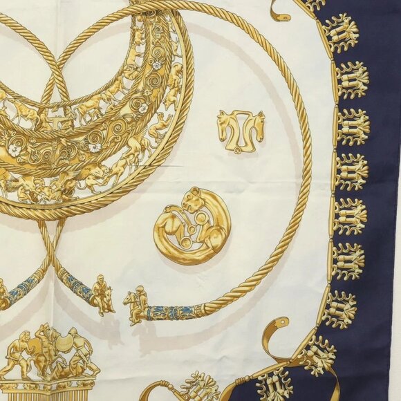 HERMES Carre 90 Scarf ""LES CAVALIERS D'OR"" Silk Navy Auth - Picture 7 of 15